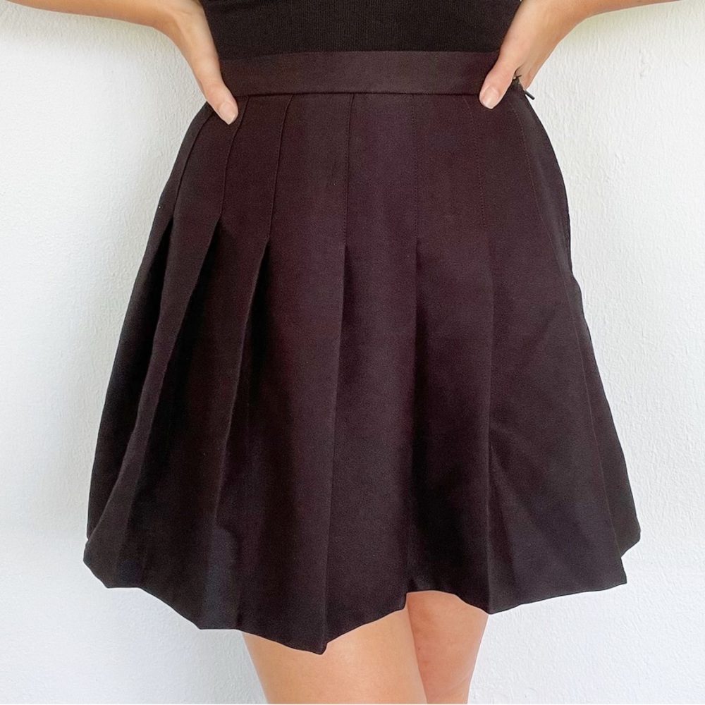 Wild Fable black pleated a-line mini skirt size medium